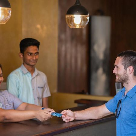 Seahorse Hotel & Spa Negombo Eksteriør billede