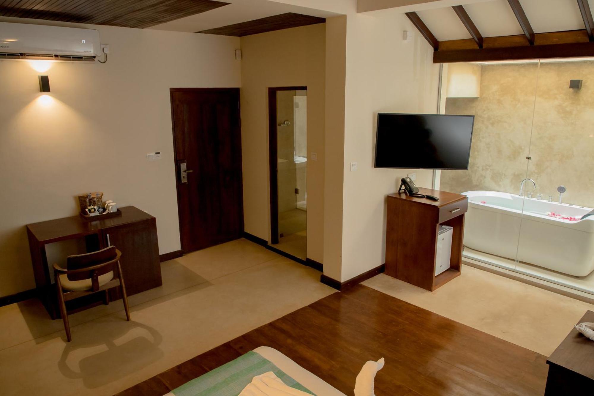 Seahorse Hotel & Spa Negombo Eksteriør billede