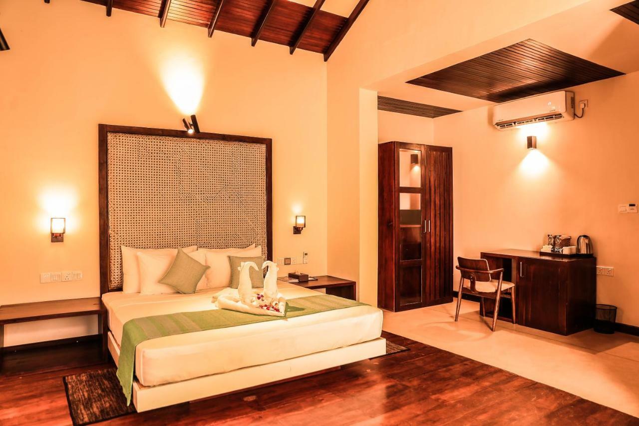 Seahorse Hotel & Spa Negombo Eksteriør billede