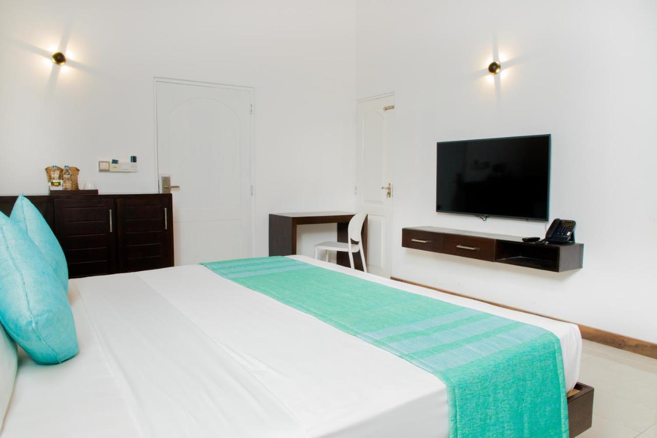 Seahorse Hotel & Spa Negombo Eksteriør billede